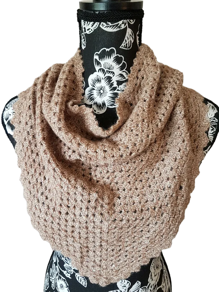 A006 Alpaca Neckerchief Shawl with Tie.