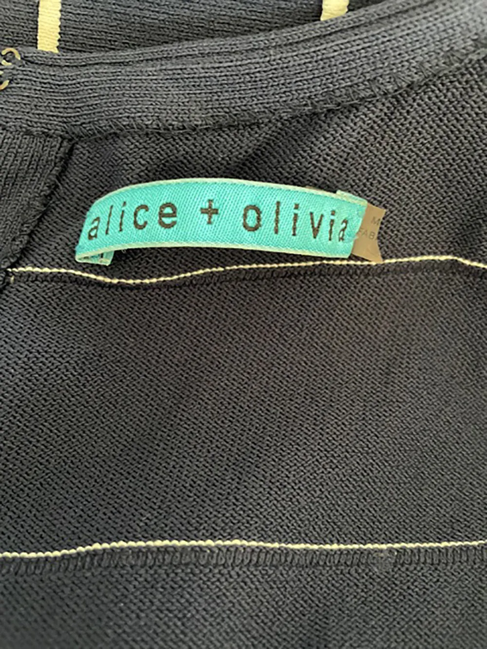 ALICE   OLIVIA
