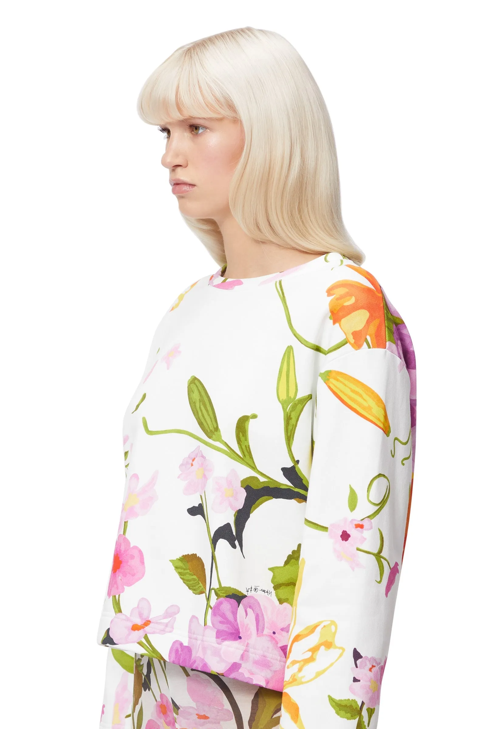 BOXY CREW NECK SWEATER