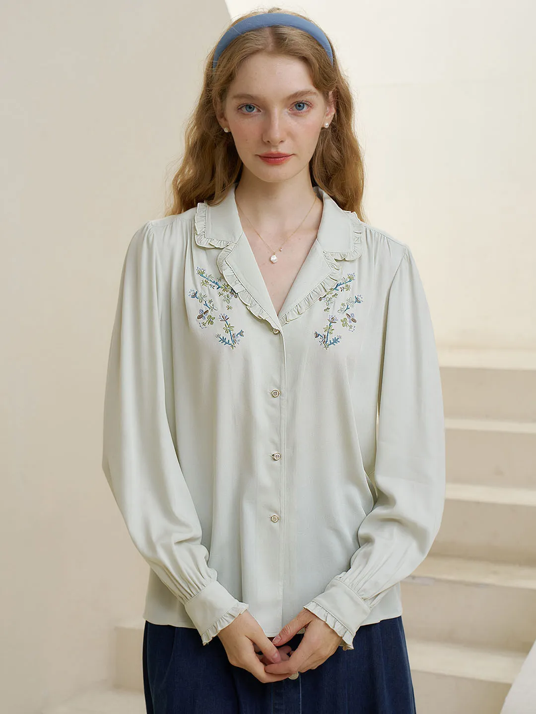 Convallaria Floral Embroidered Light Green Puff Top