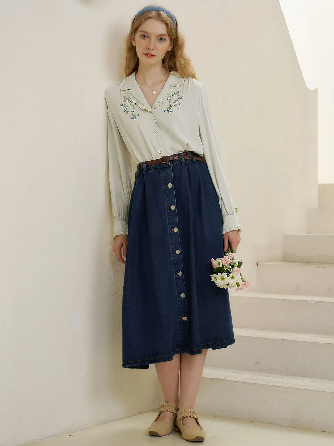 Convallaria Floral Embroidered Light Green Puff Top
