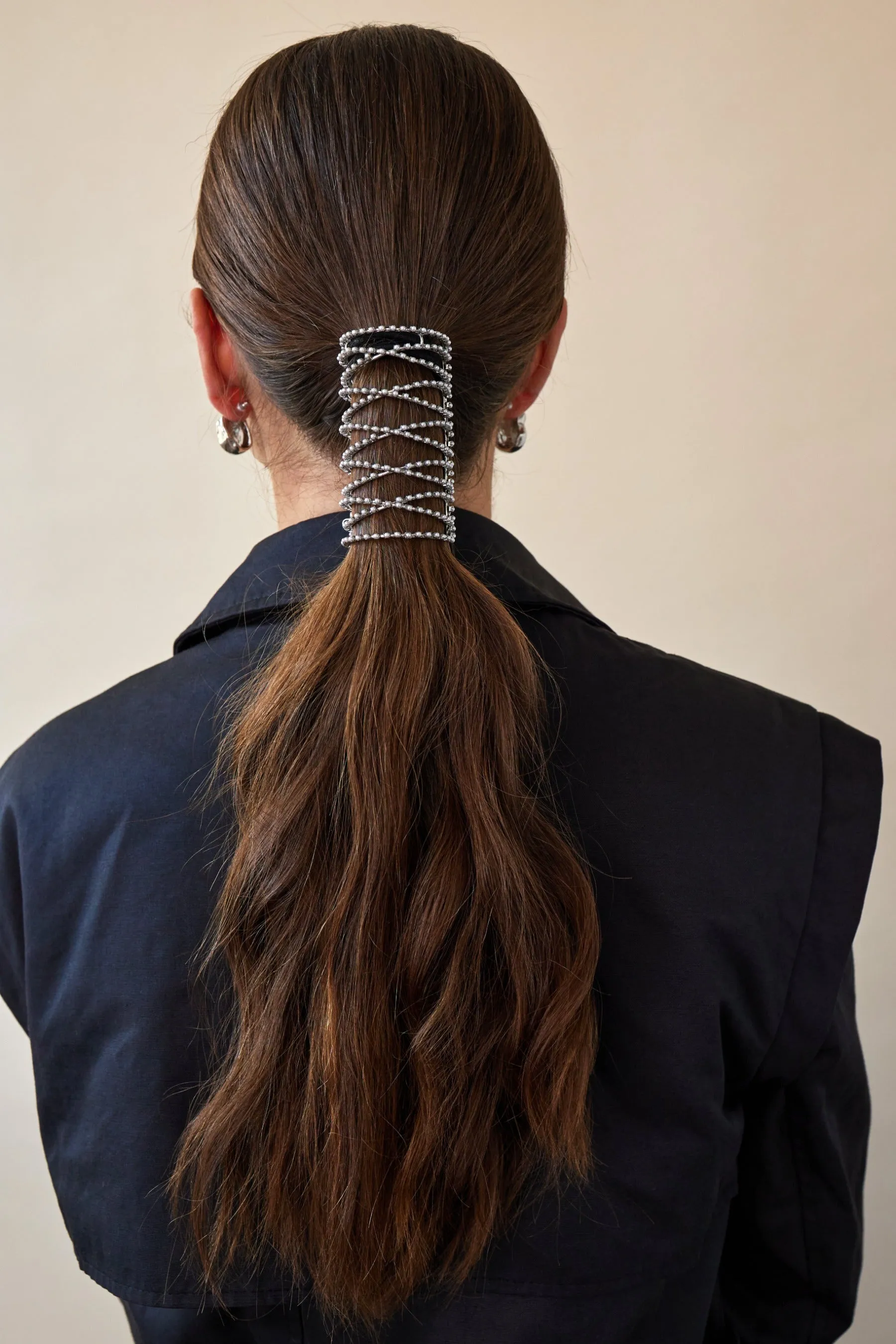 Corset Pearl Pony Cuff