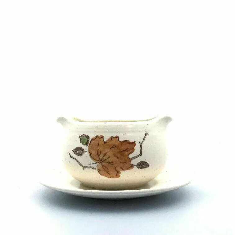 Elegant Metlox Poppytrail WOODLAND Gold Gravy Fastand Oak Leaf Pattern