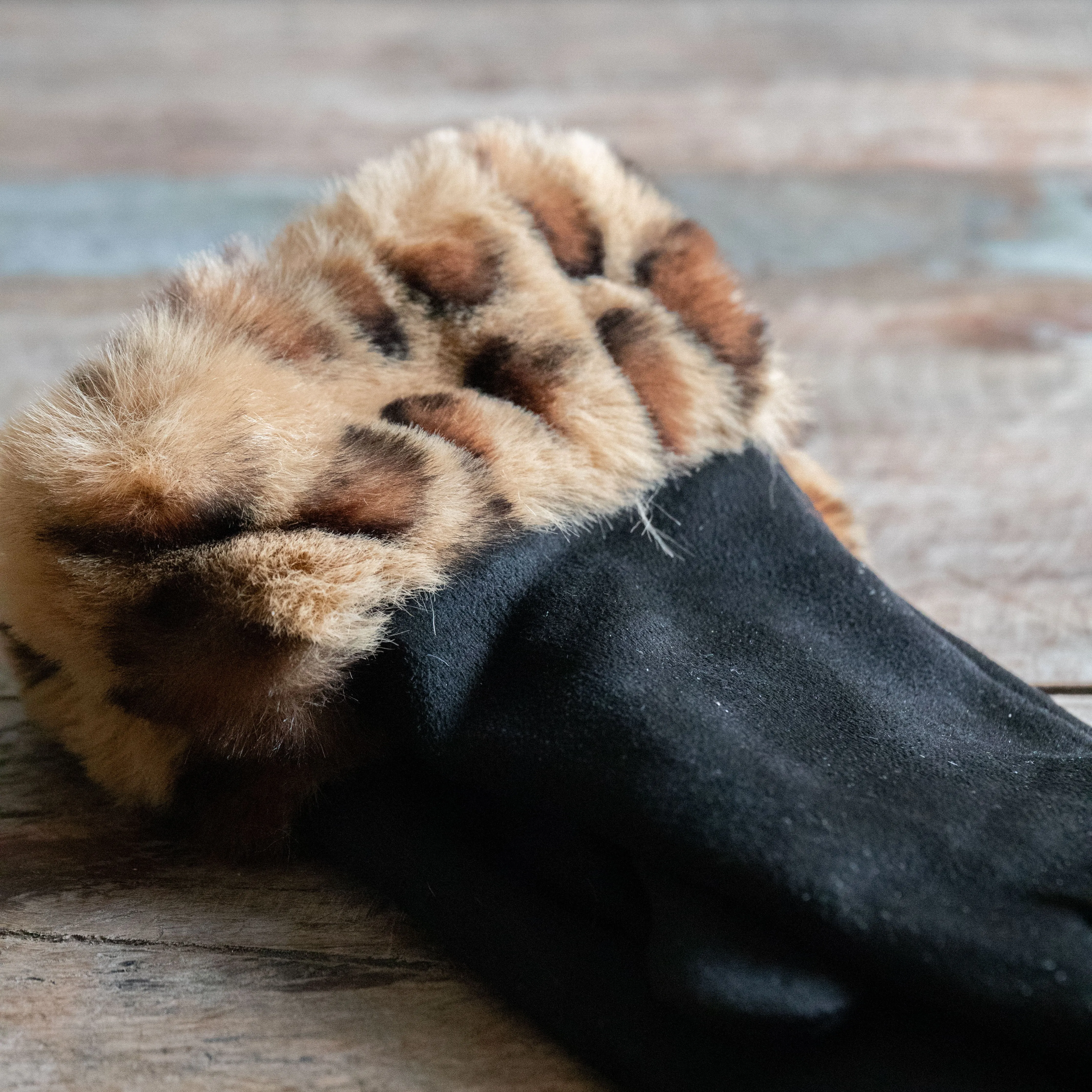 Faux Fur Trimmed Gloves - 3 Colours