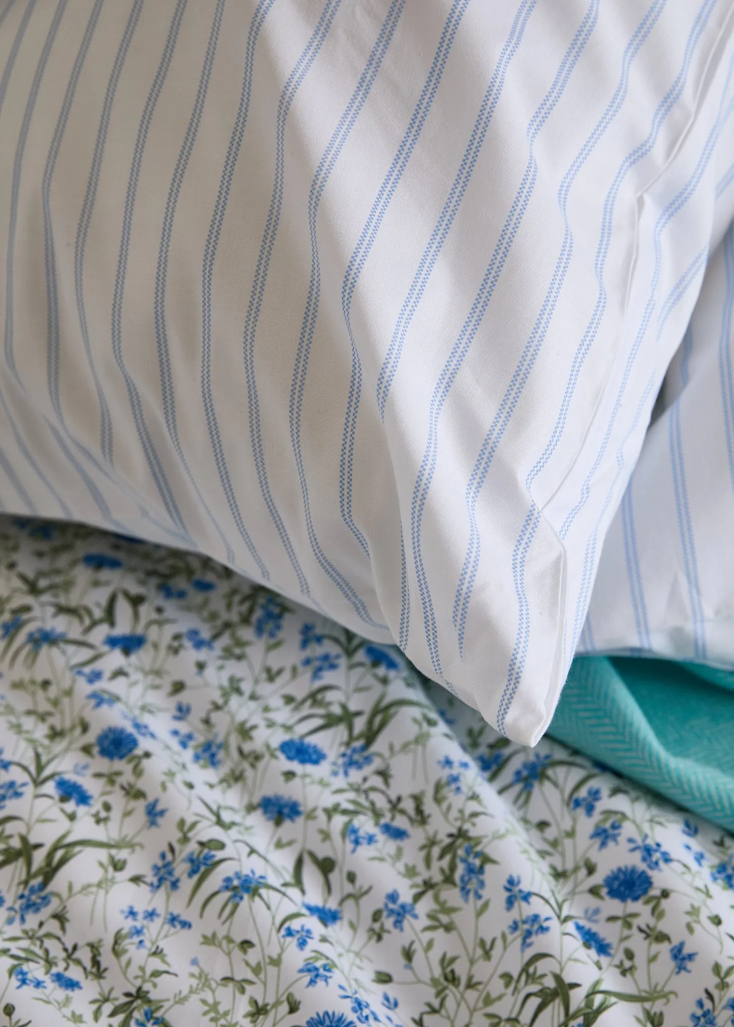 Foxford Pinstripe Pillowcase Set