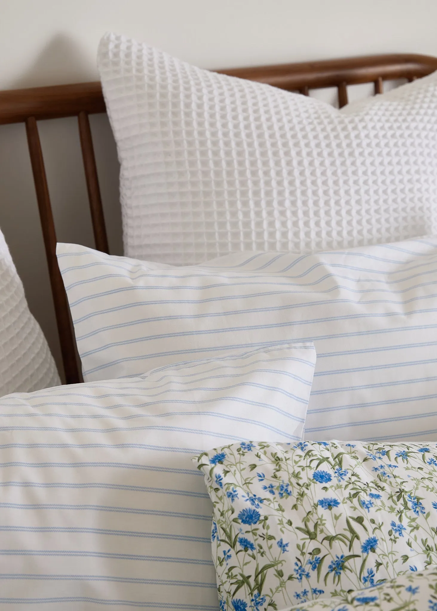 Foxford Pinstripe Pillowcase Set