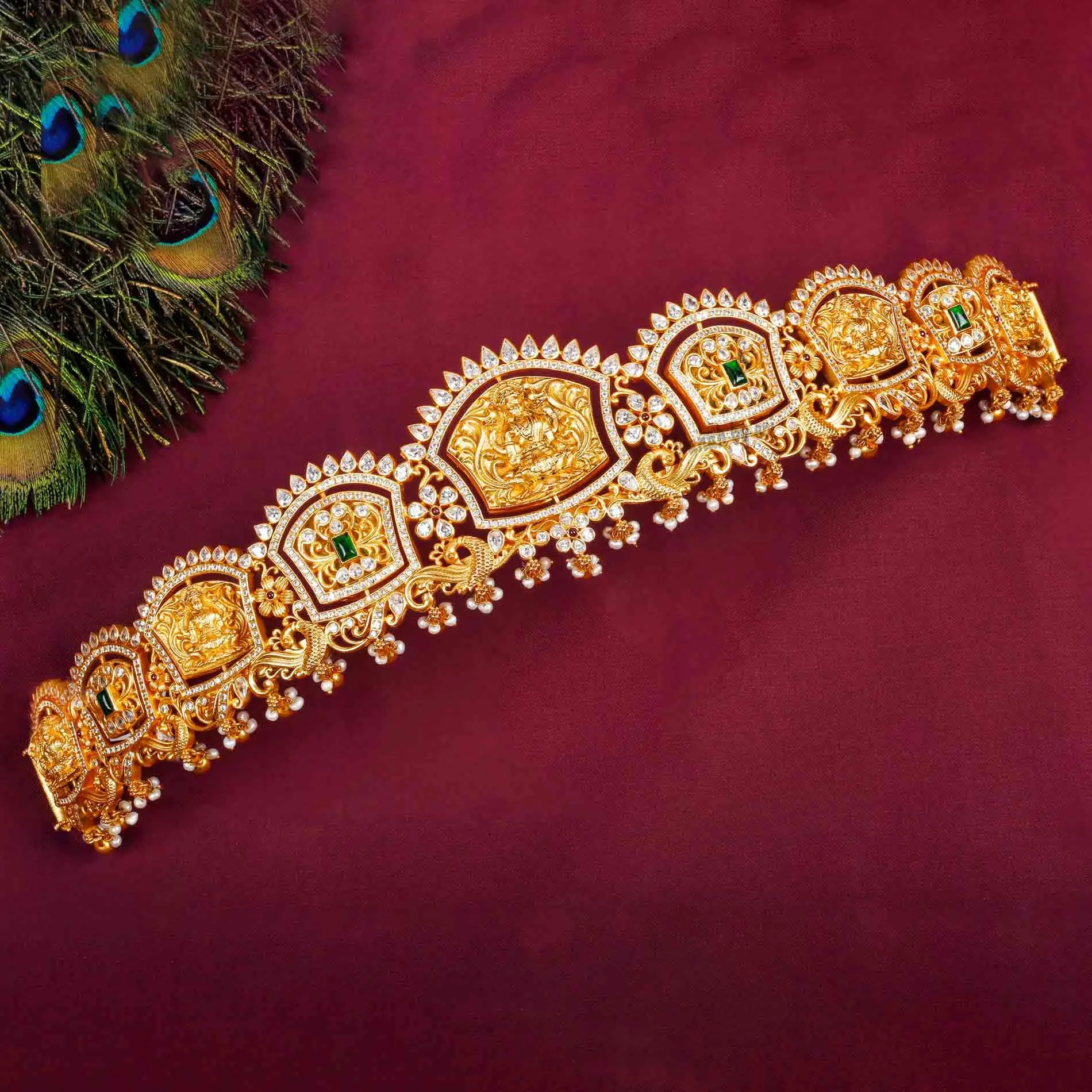 Gold Polish lakshmi Oddiyanam