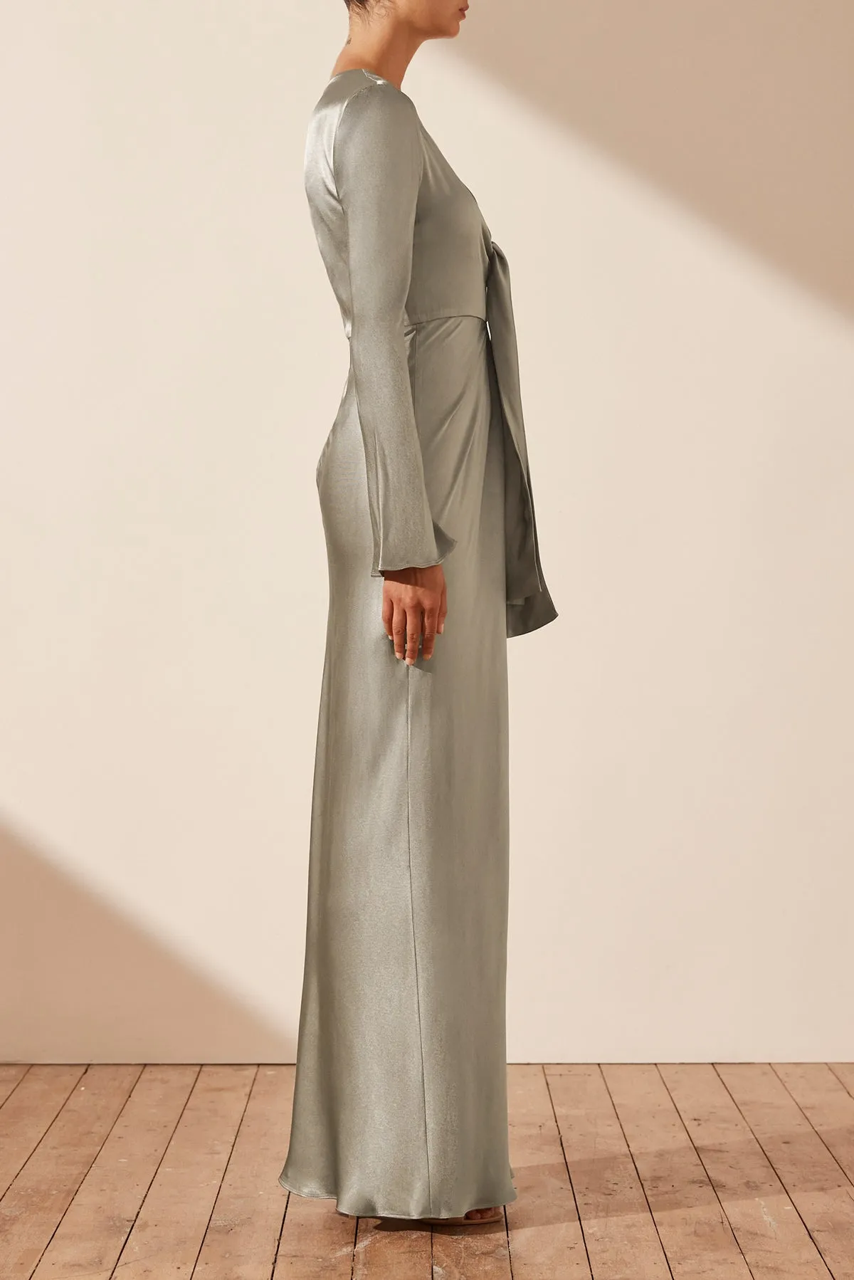 LA LUNE PLUNGED TIE FRONT MAXI DRESS - SAGE